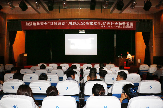 �ӏ�(qi��ng)�����ܿء��Ž^���(z��i)�¹������M(j��n)���(hu��)���C�l(f��)չ